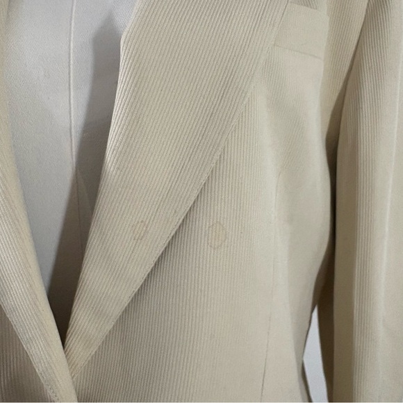 Talbots Petites Women’s Sz 6 Cream Ivory 100% Silk Blazer Jacket Lined Button - Picture 15 of 16